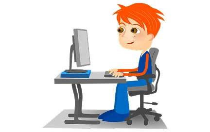 Chlapec s oranžovými vlasy sedí u počítače na ergonomické židli se správným držením těla
